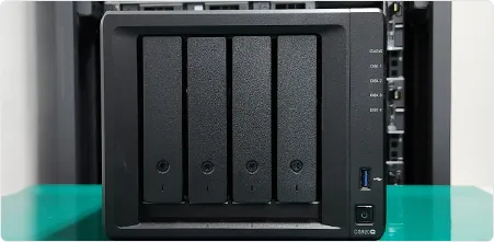 NAS 復旧 - Synology QNAP RAID 構成損傷