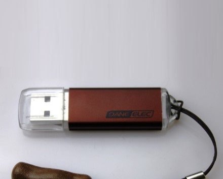 DANE-ELEC 4GB USB DRIVE